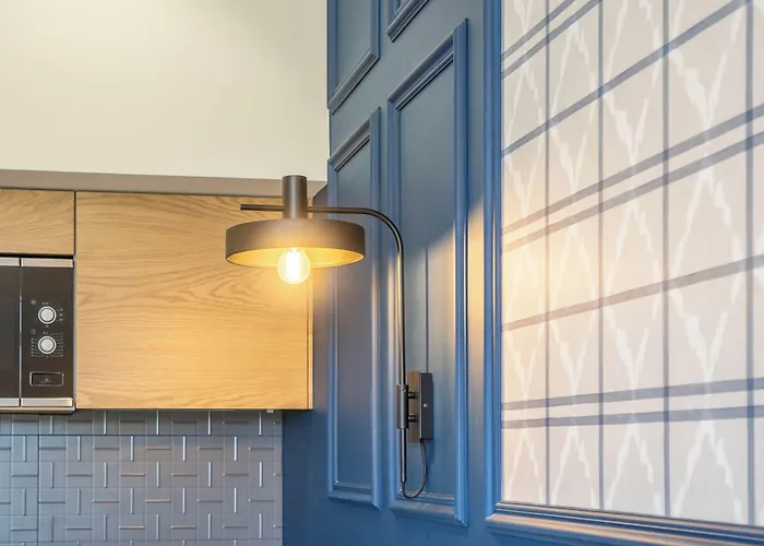 招待所 Gigantones